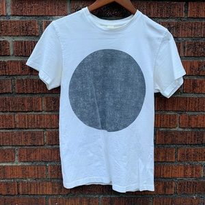 H&M Graphic Tee - Size XS - 8/10